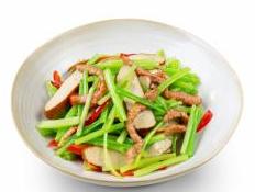 芹菜香干炒肉丝